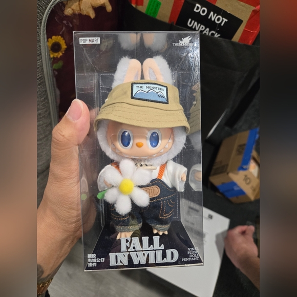 Labubu Fall In Wild Pendant - Picture 2 of 3